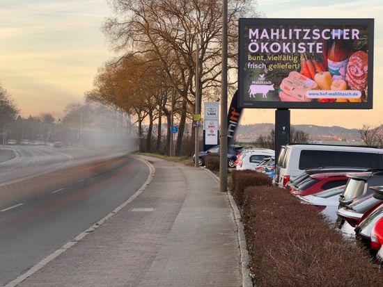 Regionalmarkt der VG Dresden. Mit dabei: Hof Mahlitzsch mit hofeigenen Bio-Produkten.