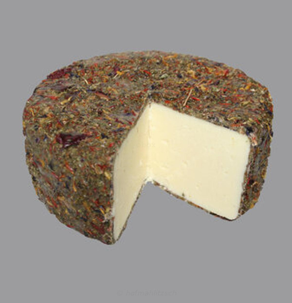 Produktfoto zu Schaf-Heublumenkäse - mild bis vollmundig