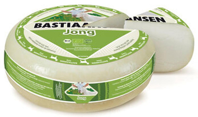 Produktfoto zu Ziegenkäse jung Bastiaansen - rundes Aroma mit karamelliger Note