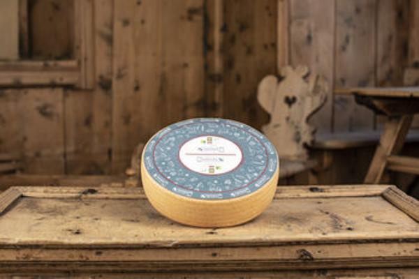 Produktfoto zu Bergkäse Val Müstair - charaktervoller Käse mit ausgewogenen Aromen