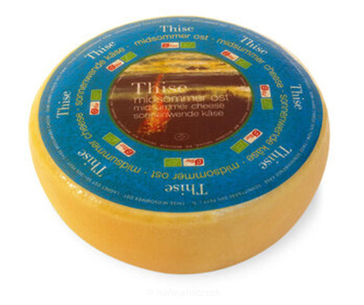 Produktfoto zu Midsommerkäse Sonnenwende - schnittfester Käse mit abgerundetem & tiefem Geschmack