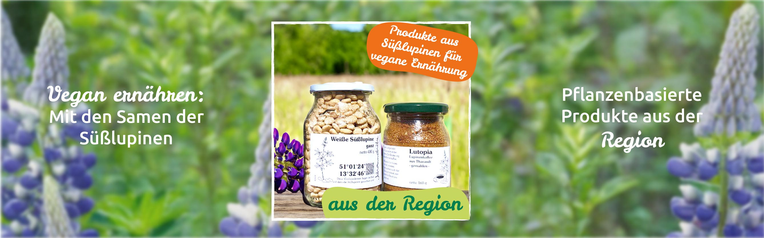 Gläser mit Gemüsebrühe vor frischem Gemüse und Topf. Text: "Gesund fasten mit frischen Gemüsebrühen".